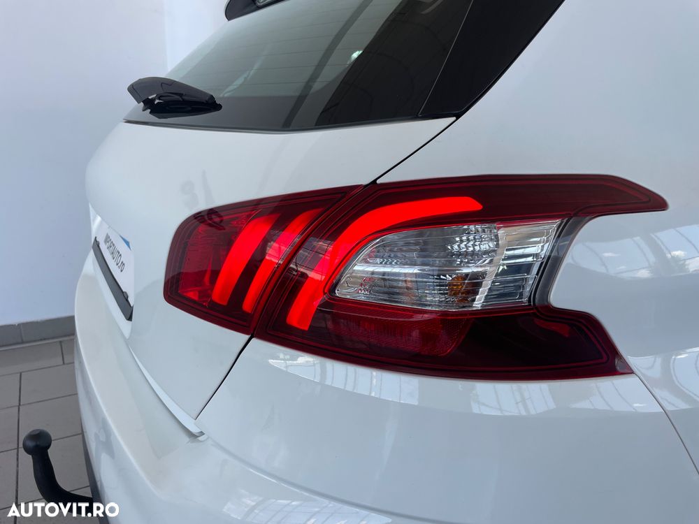 Peugeot 308 1.2 VTi Active - 36