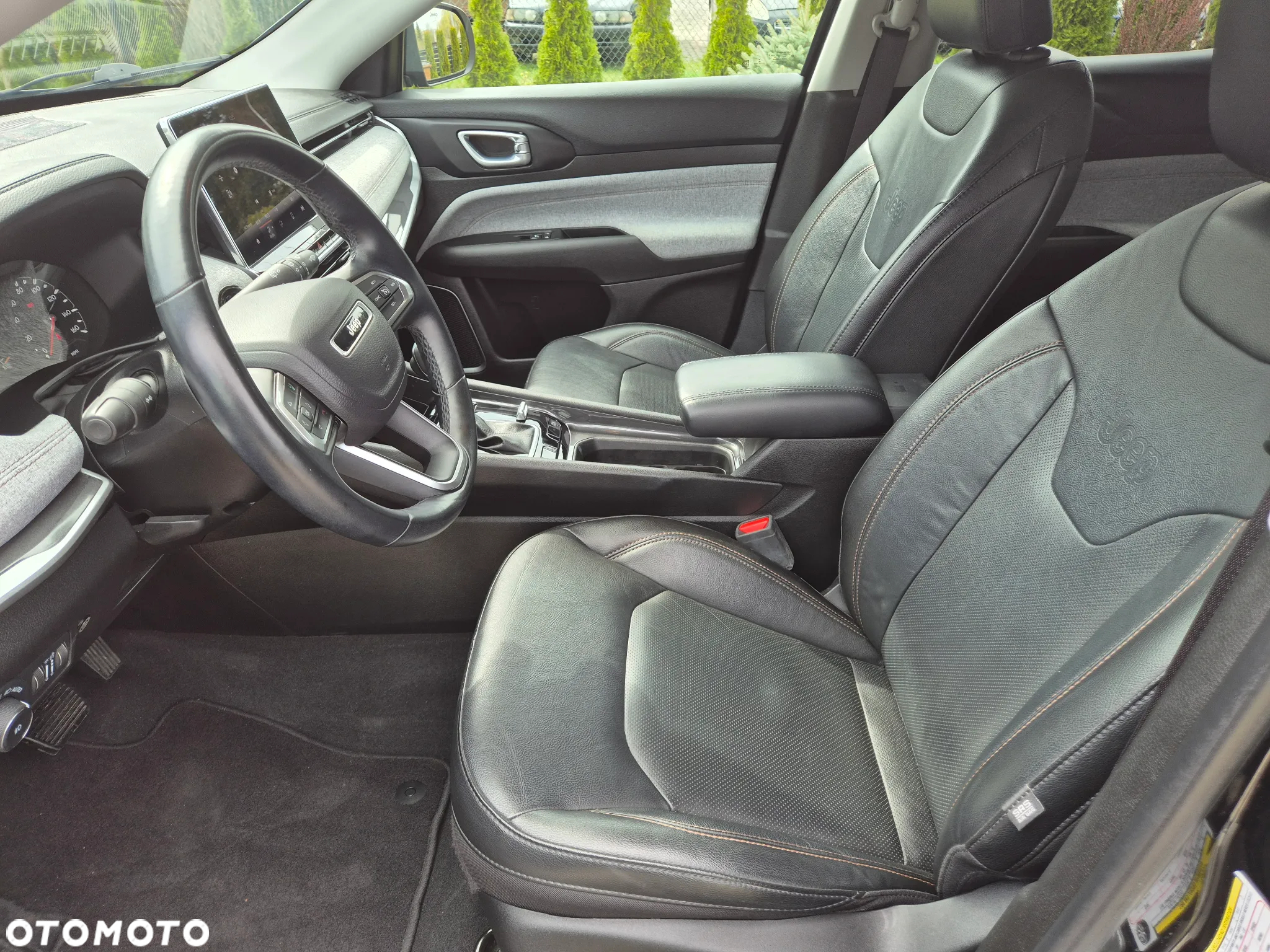 Jeep Compass - 15