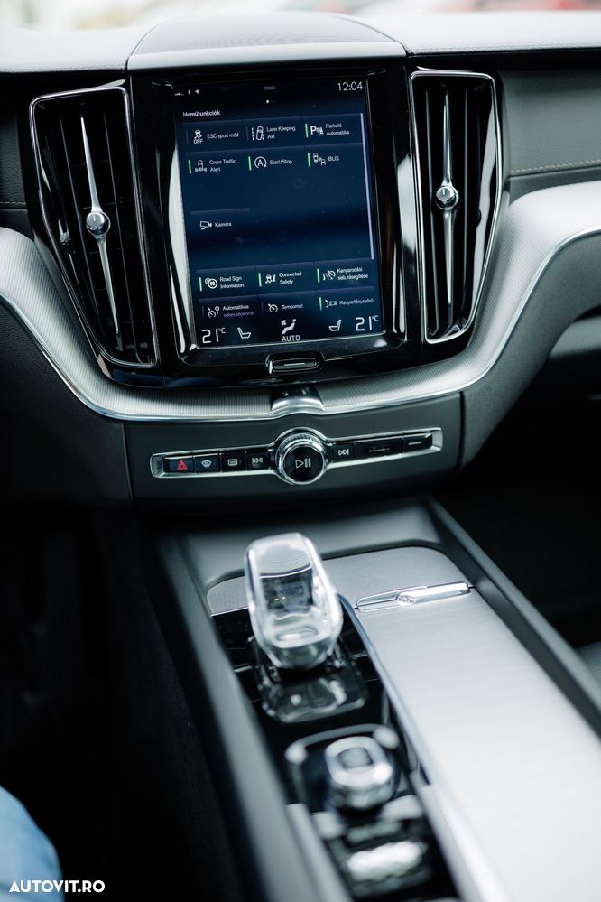 Volvo XC 60 B4 D AWD Geartronic Inscription - 26