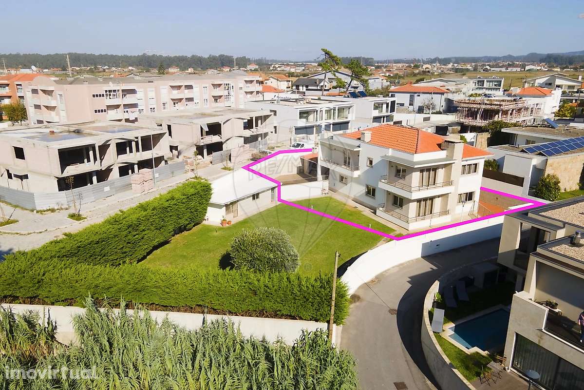 Moradia T4 para venda - Grande imagem: 2/31