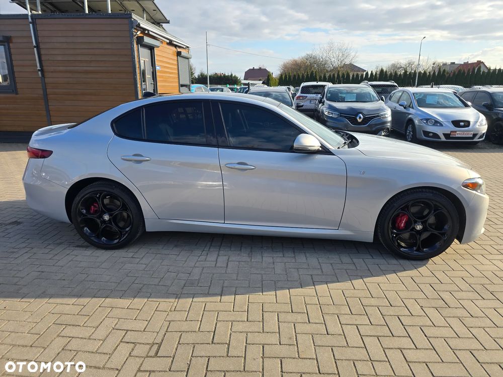 Alfa Romeo Giulia - 3