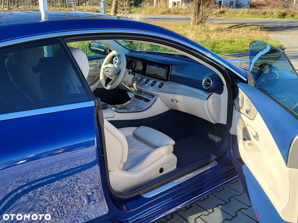 Mercedes-Benz Klasa E 200 4Matic 9G-TRONIC Avantgarde - 6