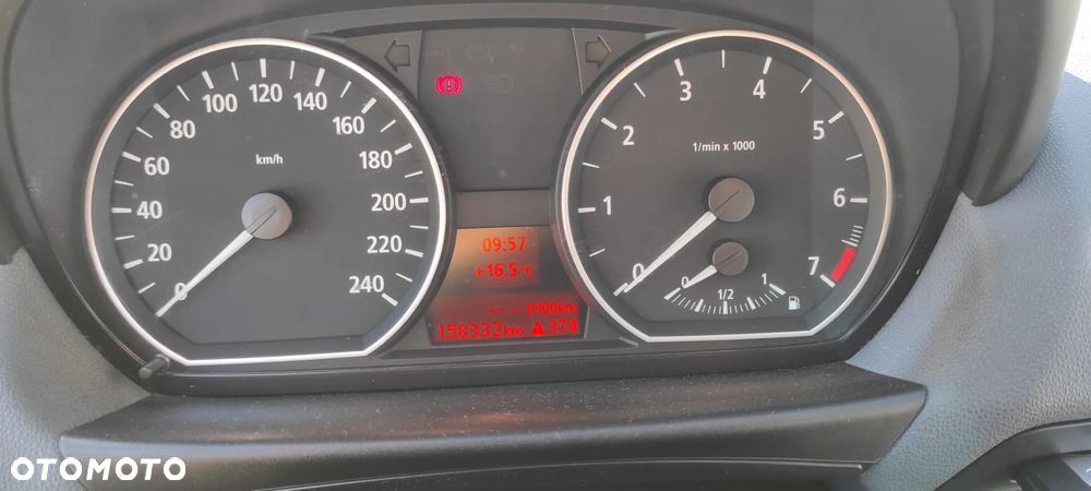 BMW Seria 1 118i - 6