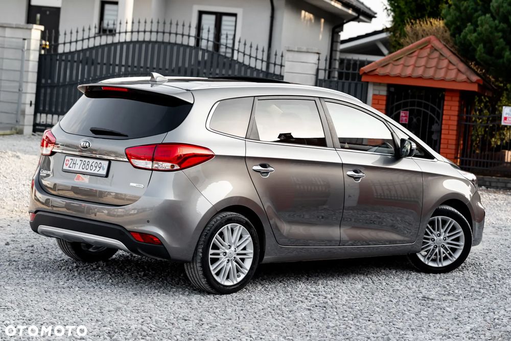 Kia Carens 1.6 GDI S 7os - 11
