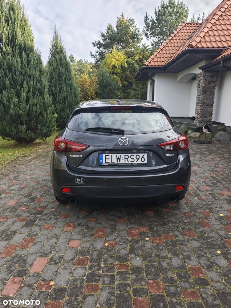 Mazda 3 - 4
