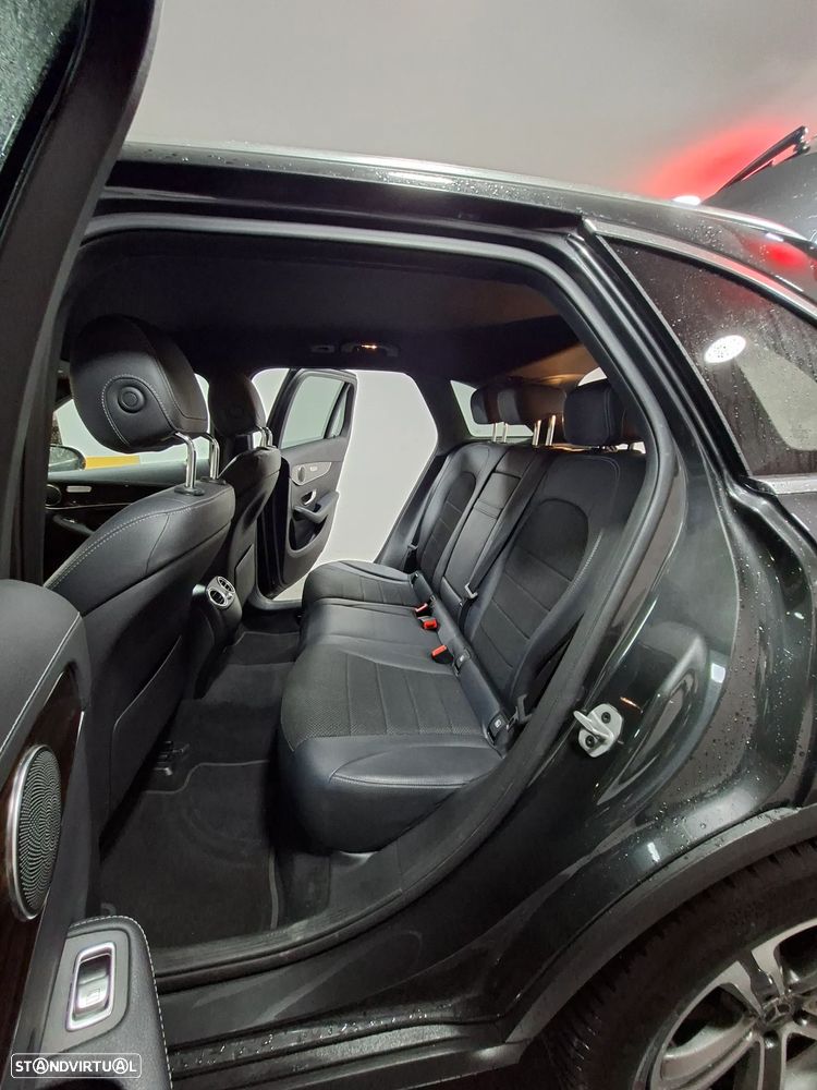 Mercedes-Benz GLC 300 de 4Matic 9G-TRONIC AMG Line - 14