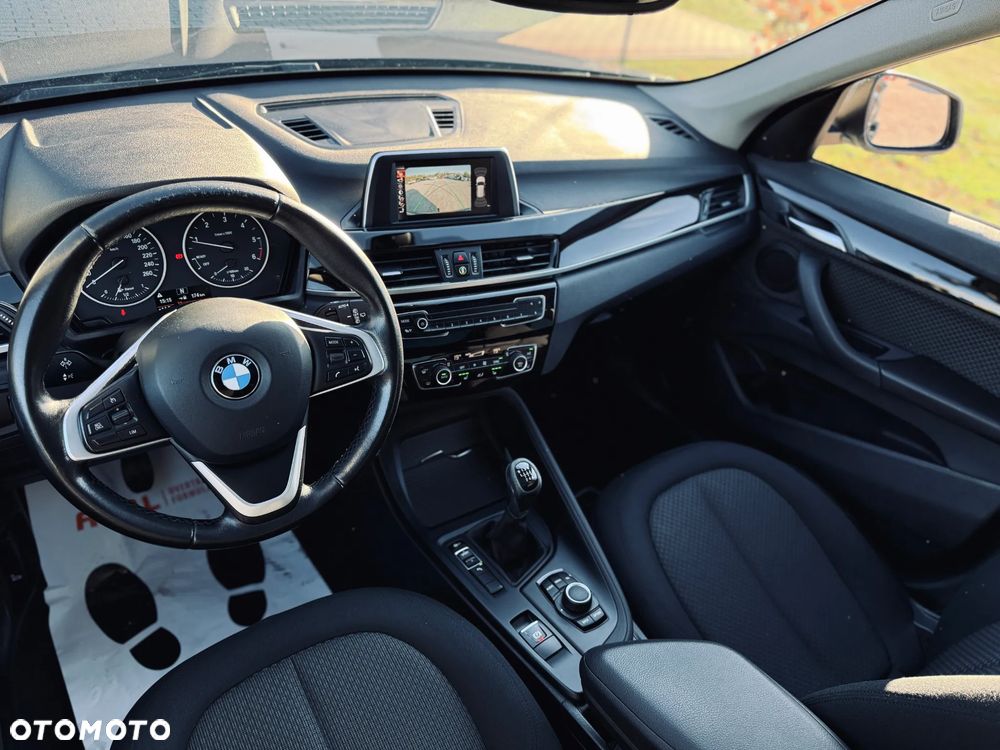 BMW X1 sDrive18d - 24