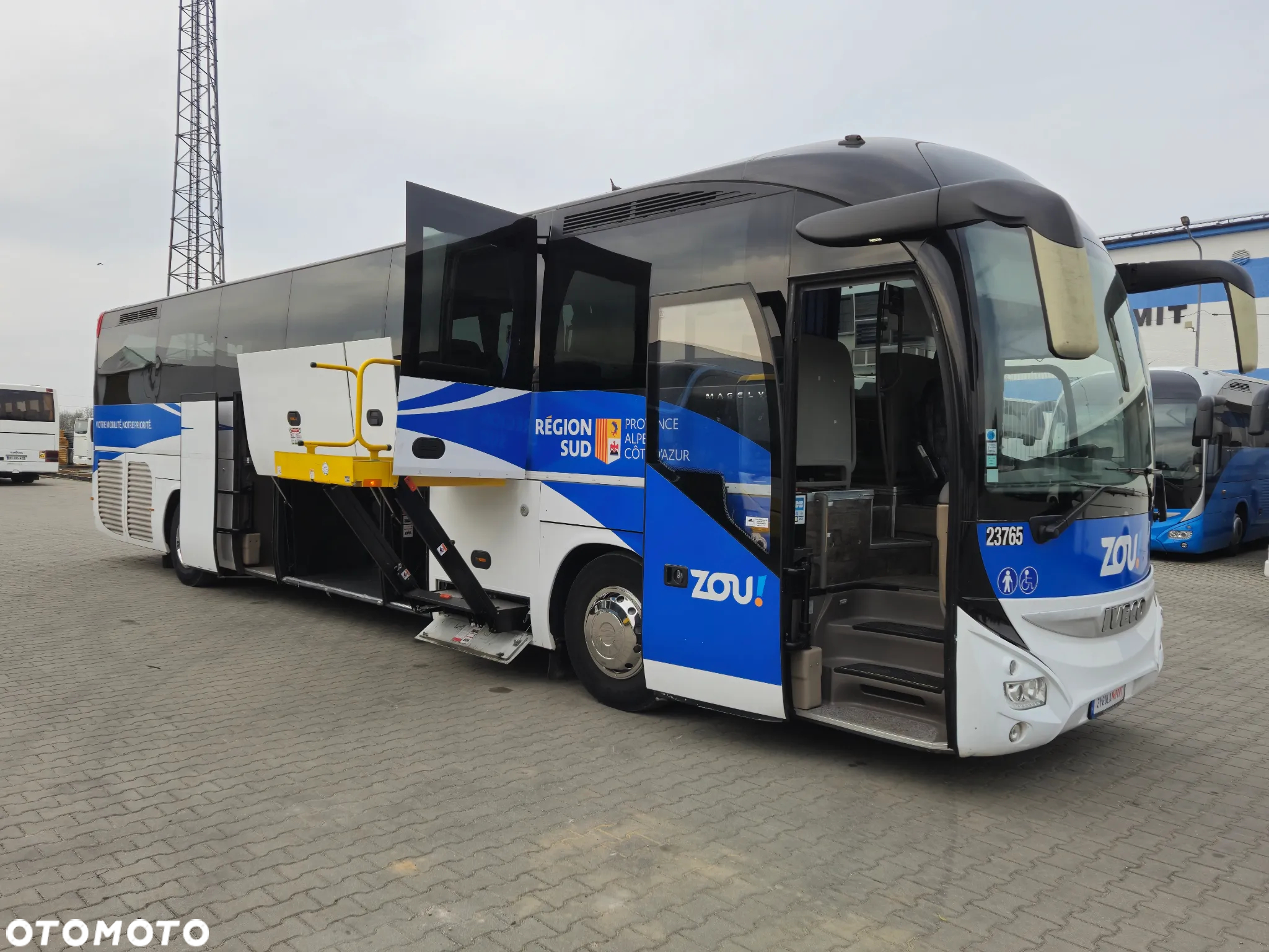 Iveco MAGELYS / SPROWADZONY / WINDA / EURO 6 - 11
