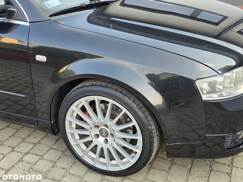 Audi A4 Avant - 33