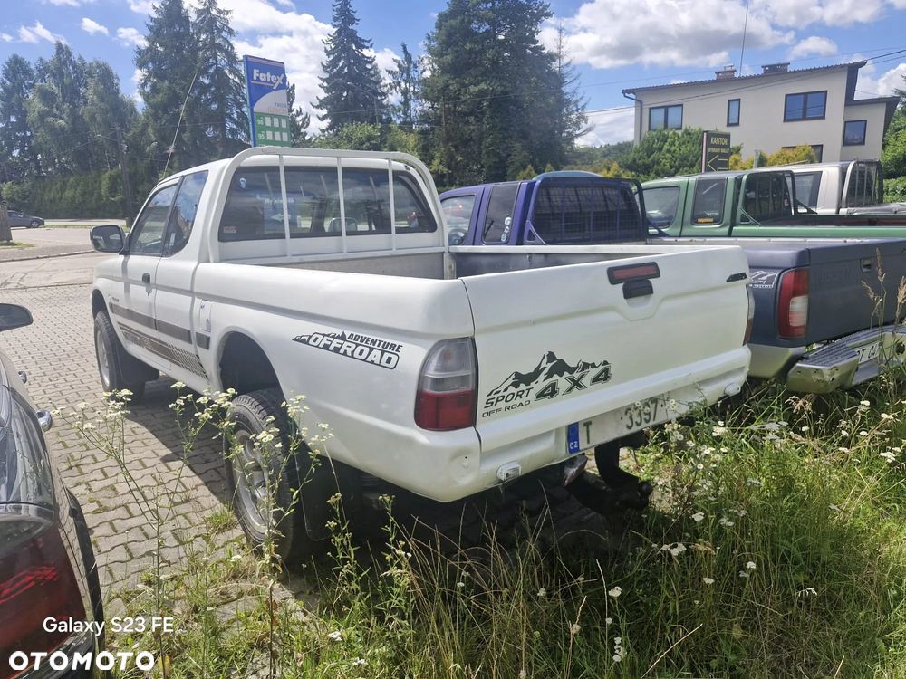 Mitsubishi L200 - 6