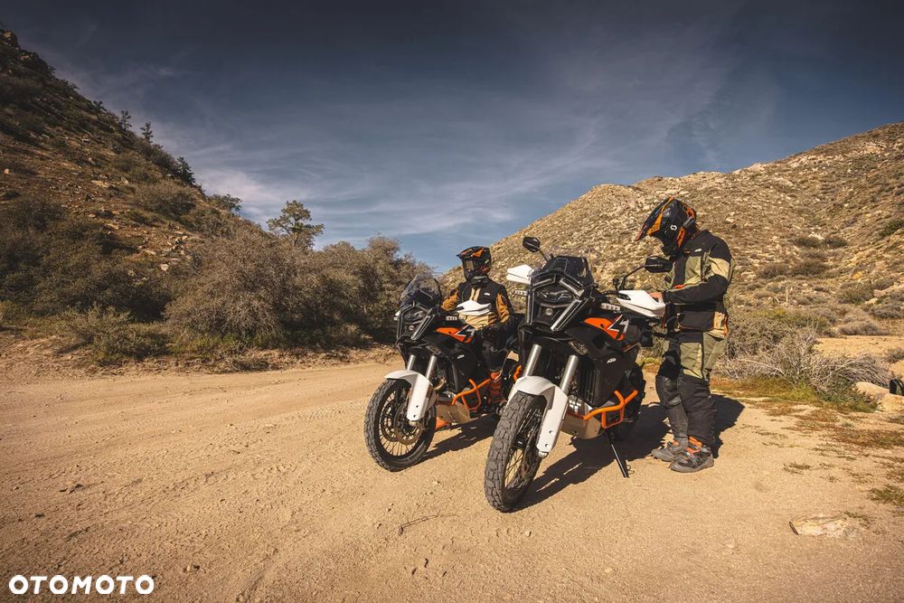 KTM Adventure - 11
