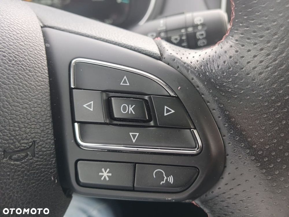 MG EHS 1.5T-GDI Luxury - 18