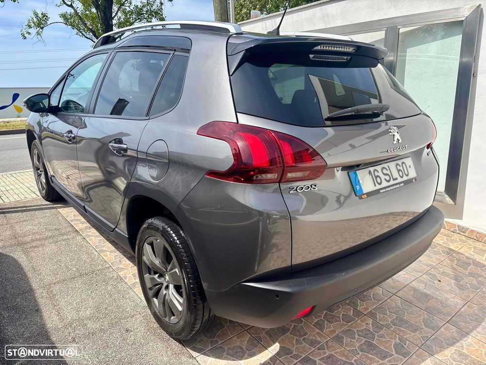 Peugeot 2008 1.2 PureTech Style - 2