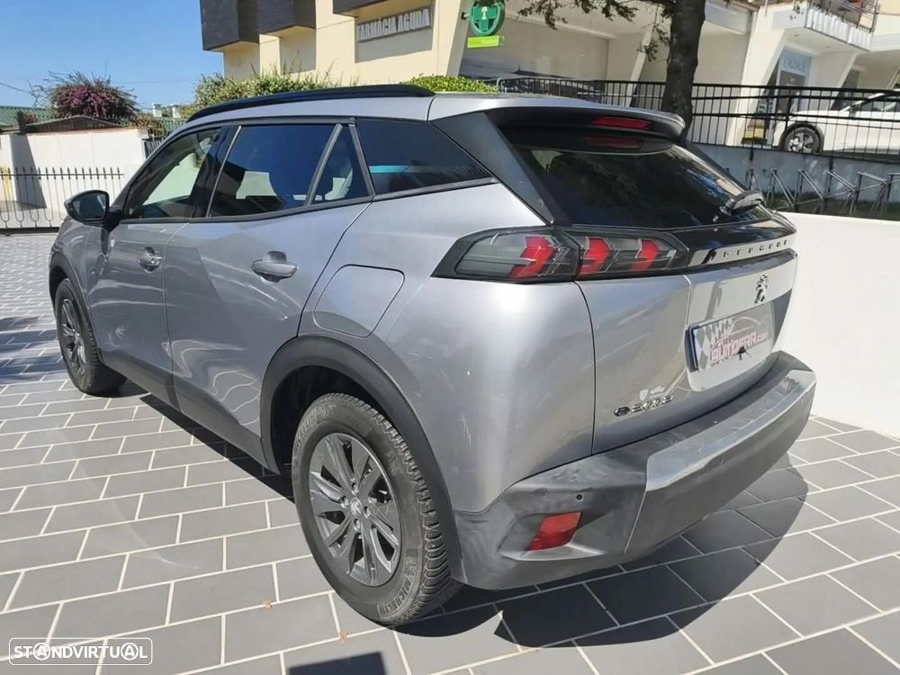 Peugeot e-2008 50 kWh SE Style - 25