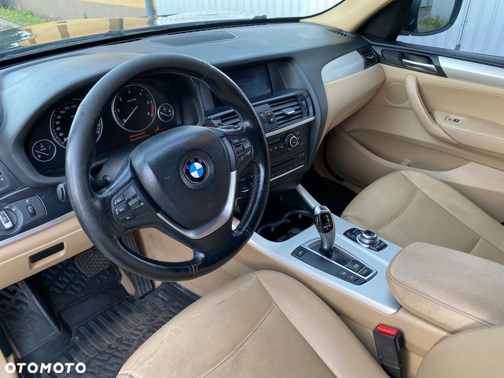 BMW X3 xDrive20d Blue Performance - 4