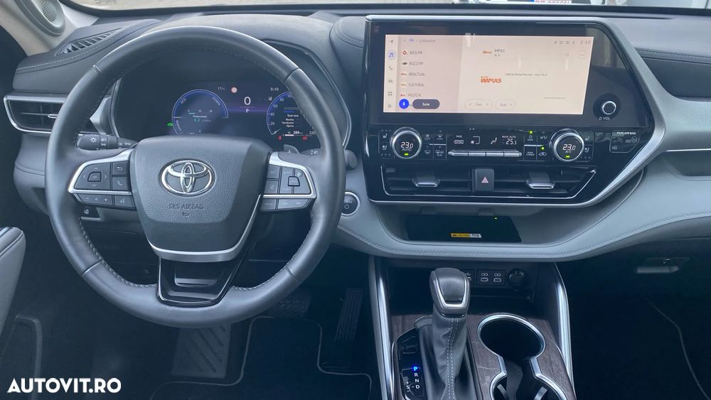 Toyota Highlander 2.5 L Hybrid Dynamic Force 248CP Luxury Pearly - 9