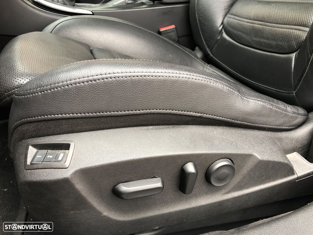 Opel Insignia - 14