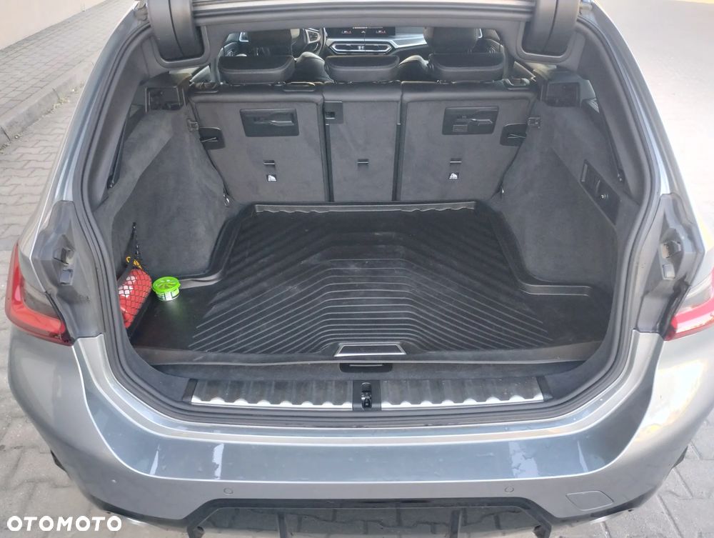 BMW Seria 3 320d xDrive MHEV M Sport sport - 11