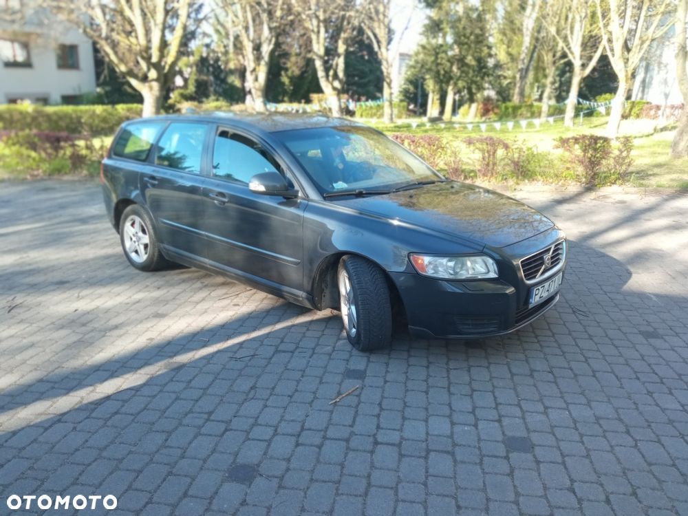 Volvo V50 - 2