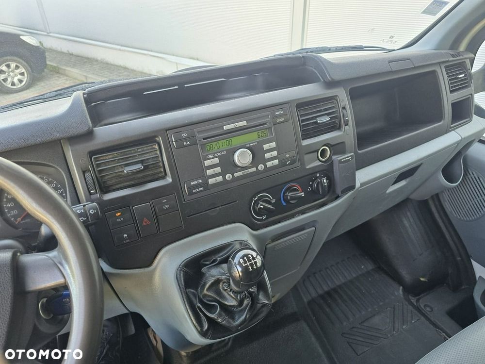 Ford Transit - 34