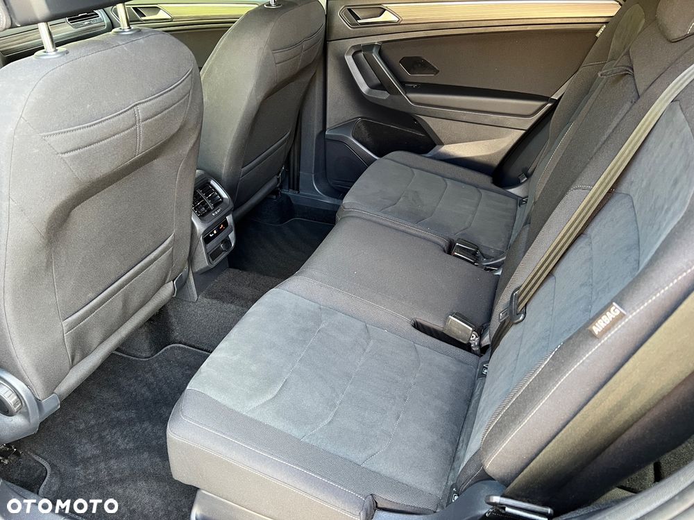 Volkswagen Tiguan Allspace 2.0 TDI 4Mot Elegance DSG - 37