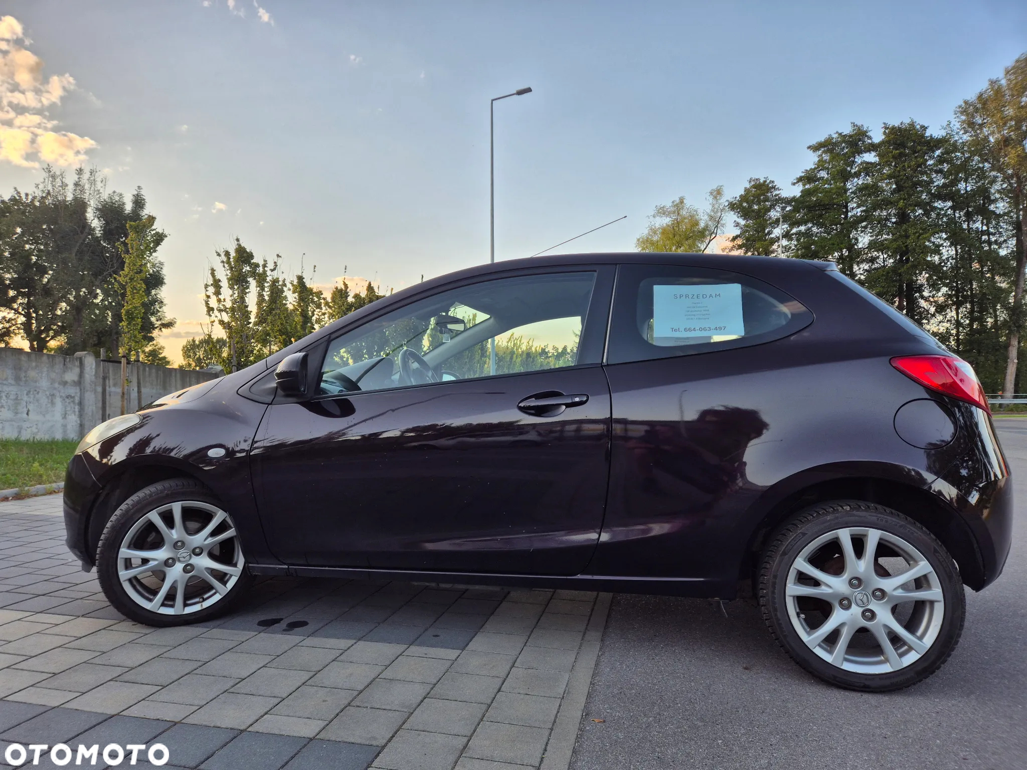 Mazda 2 1.3 Exclusive - 8