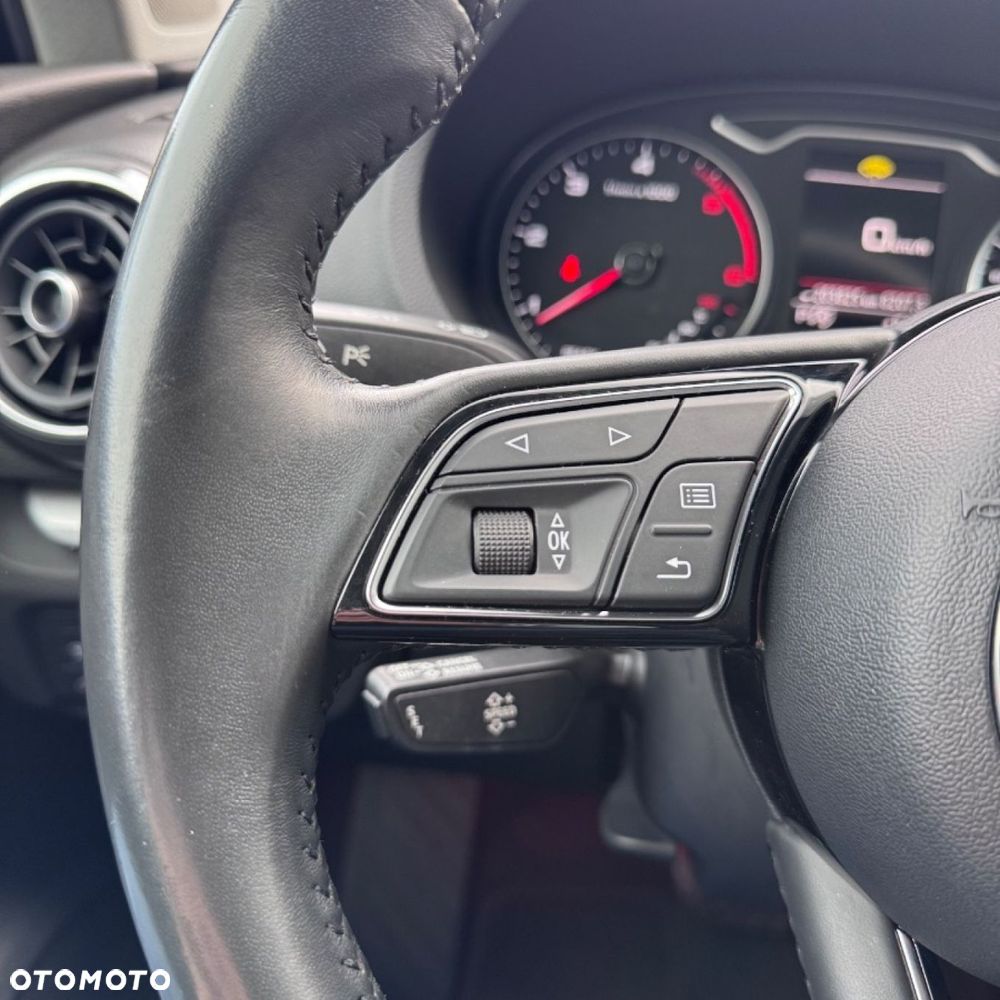 Audi A3 Sportback 2.0 TDI Ambiente S tronic - 32