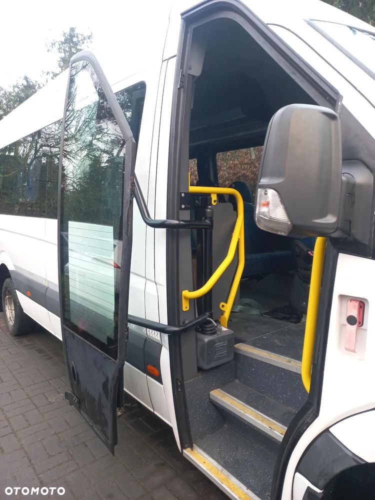 Volkswagen Crafter - 13