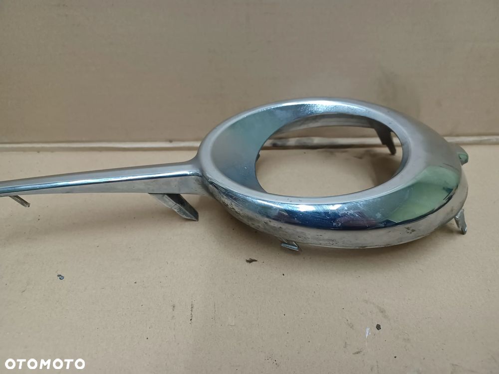 RAMKA HALOGENU LEWA TOYOTA RAV4 III LIFT - 3