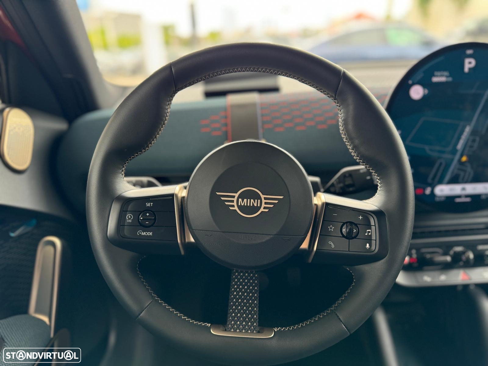 MINI Aceman SE Essential - 8