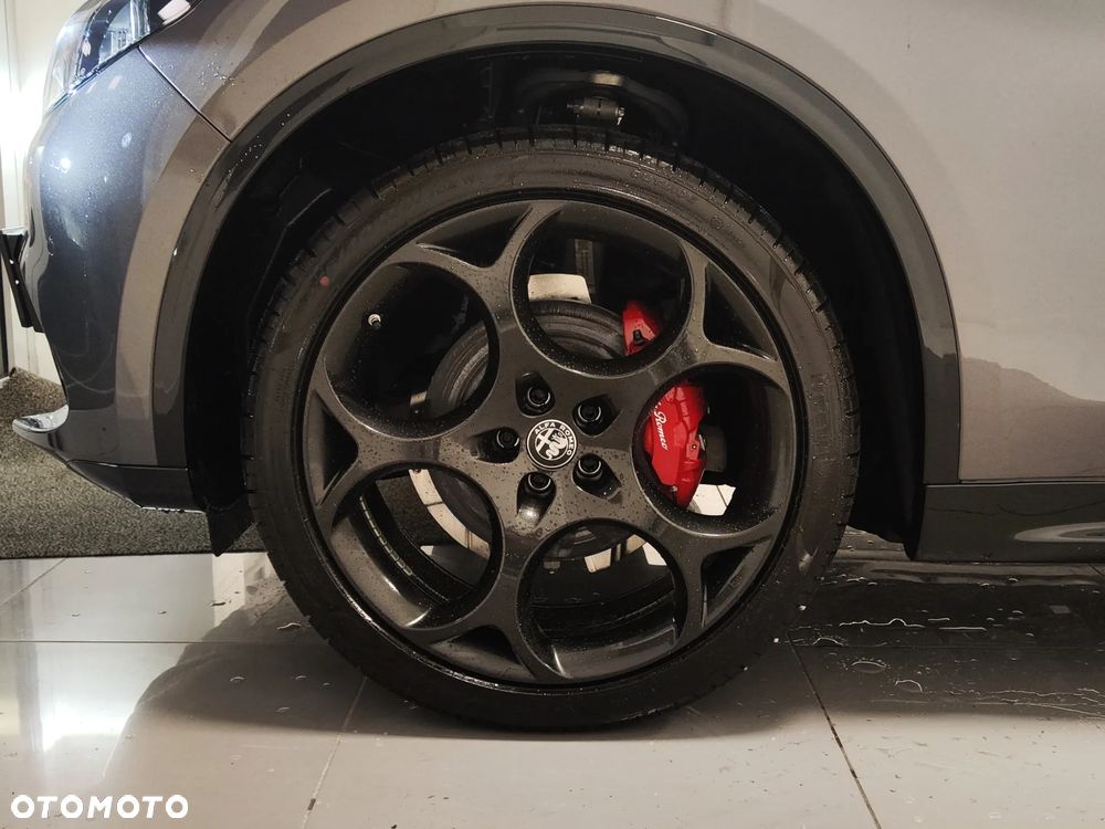 Alfa Romeo Stelvio 2.0 Turbo Veloce Q4 - 10