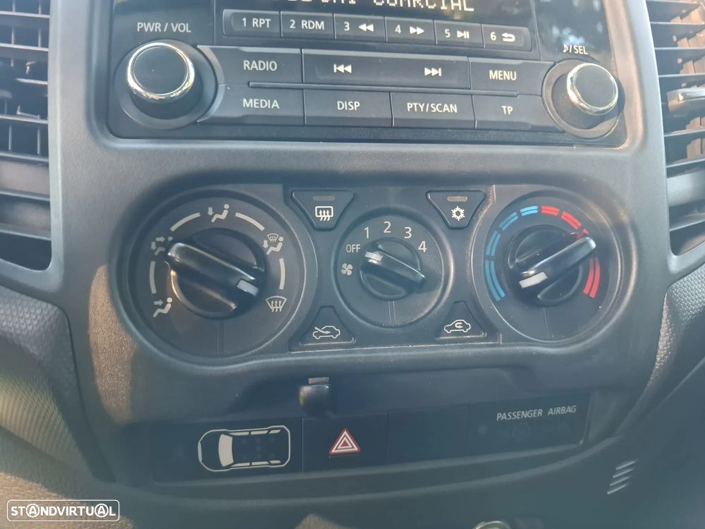 Mitsubishi L200 2.3 DI-D CD Invite 4WD - 38