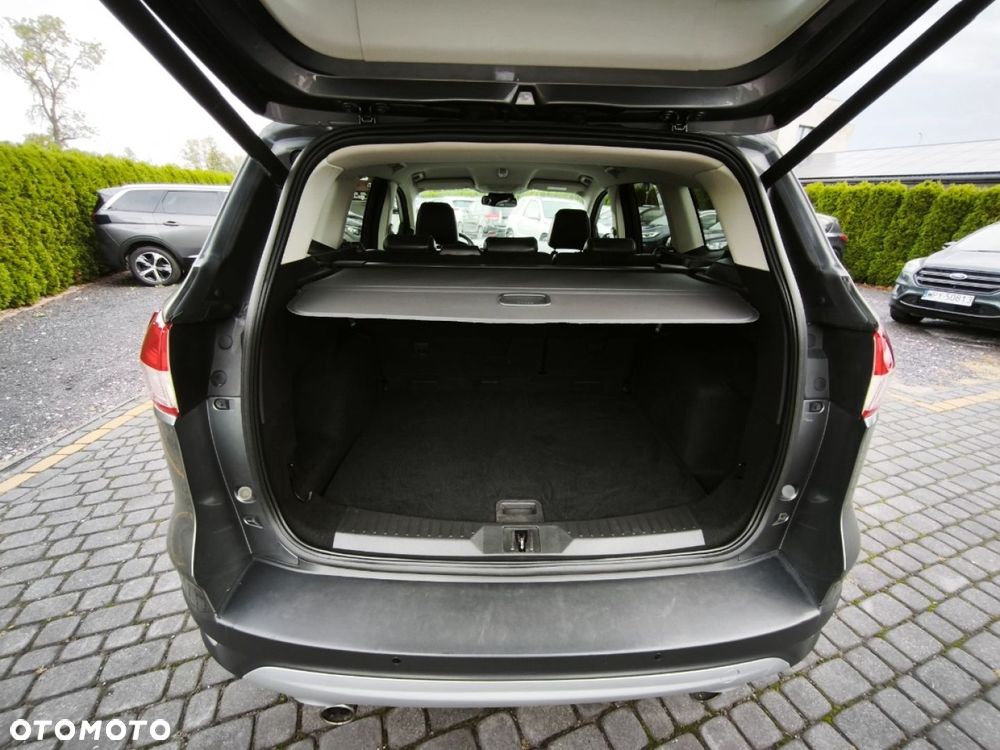 Ford Kuga - 18