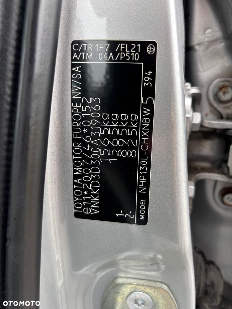 Toyota Yaris Hybrid 100 Sol - 25