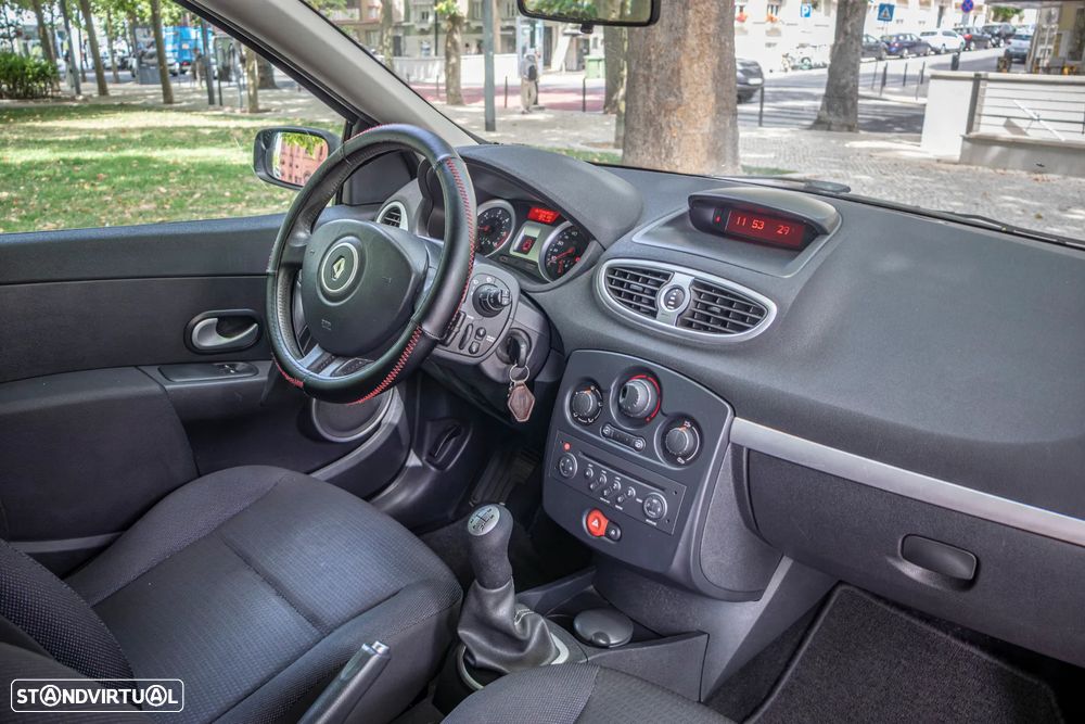 Renault Clio 1.5 dCi Dynamique - 14