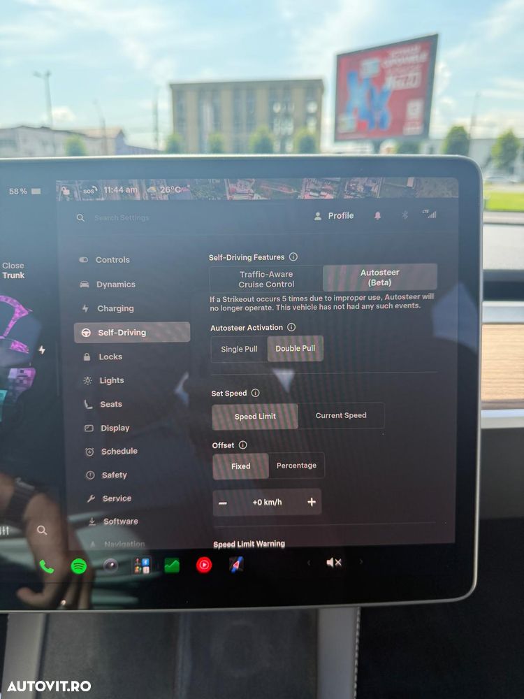 Tesla Model Y Long Range Dual Motor AWD - 20