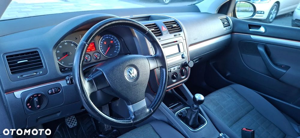 Volkswagen Golf 1.6 Goal - 27