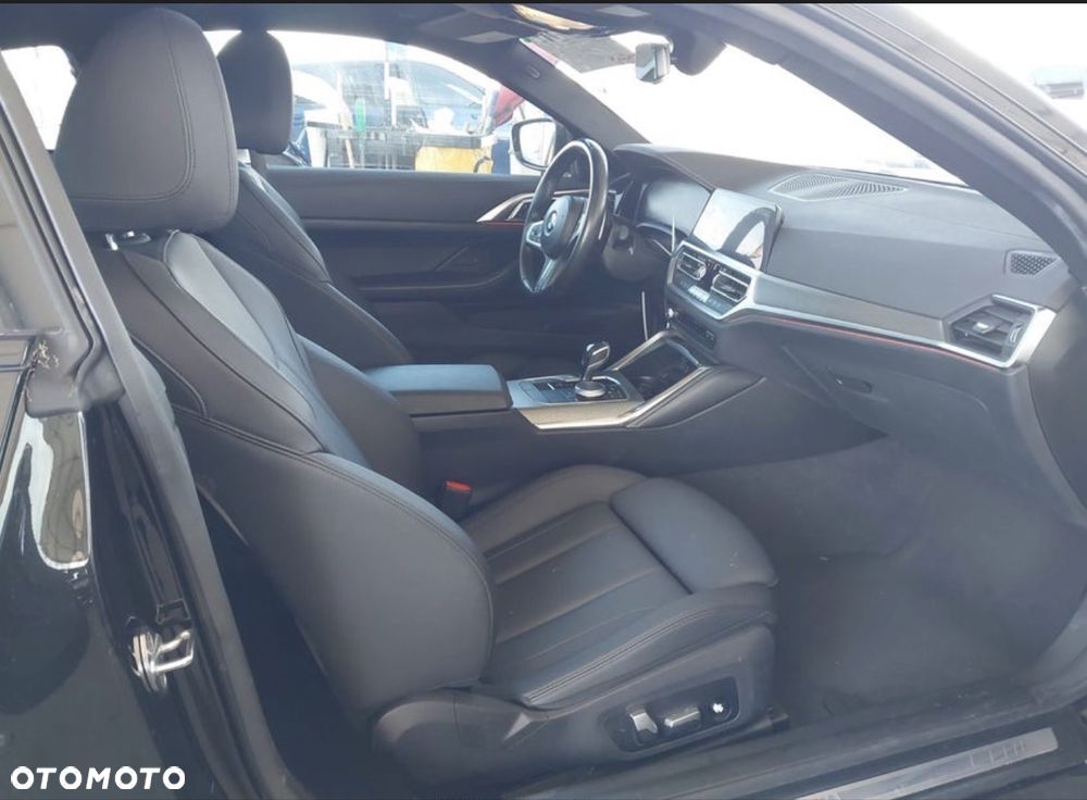 BMW Seria 4 M440i xDrive - 23