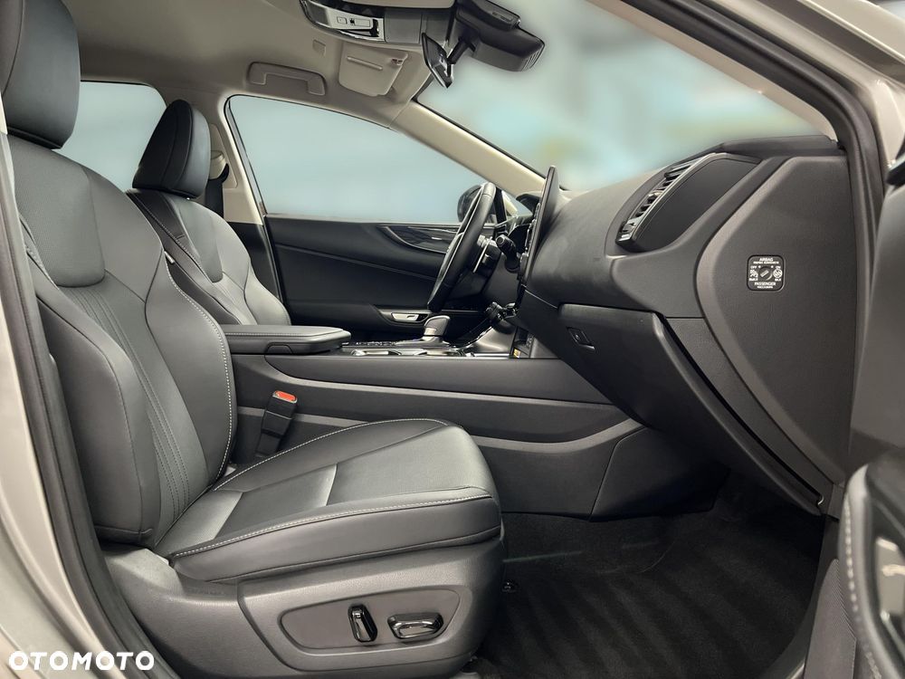 Lexus NX - 11
