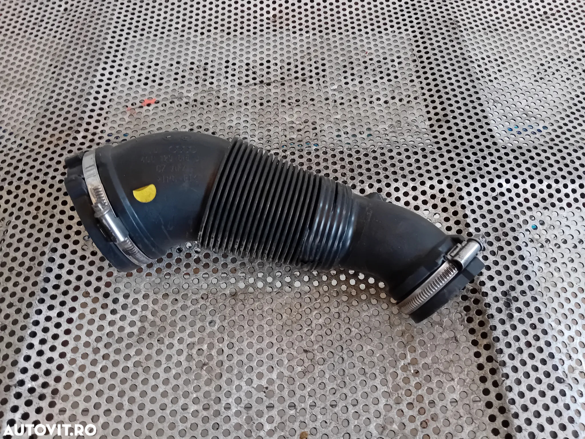 Furtun Tubulatura Admisie Audi A6 4G C7 A5 A4 Q3 Q5 2.0 Tdi Motor CNH 4G0129615J Cutie Automata NYU - 3