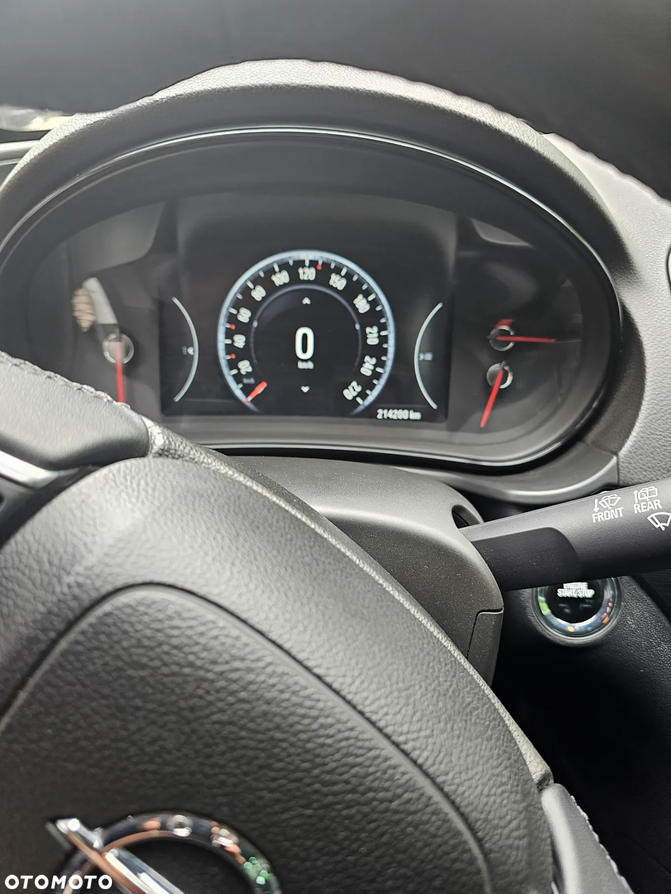 Opel Insignia - 11