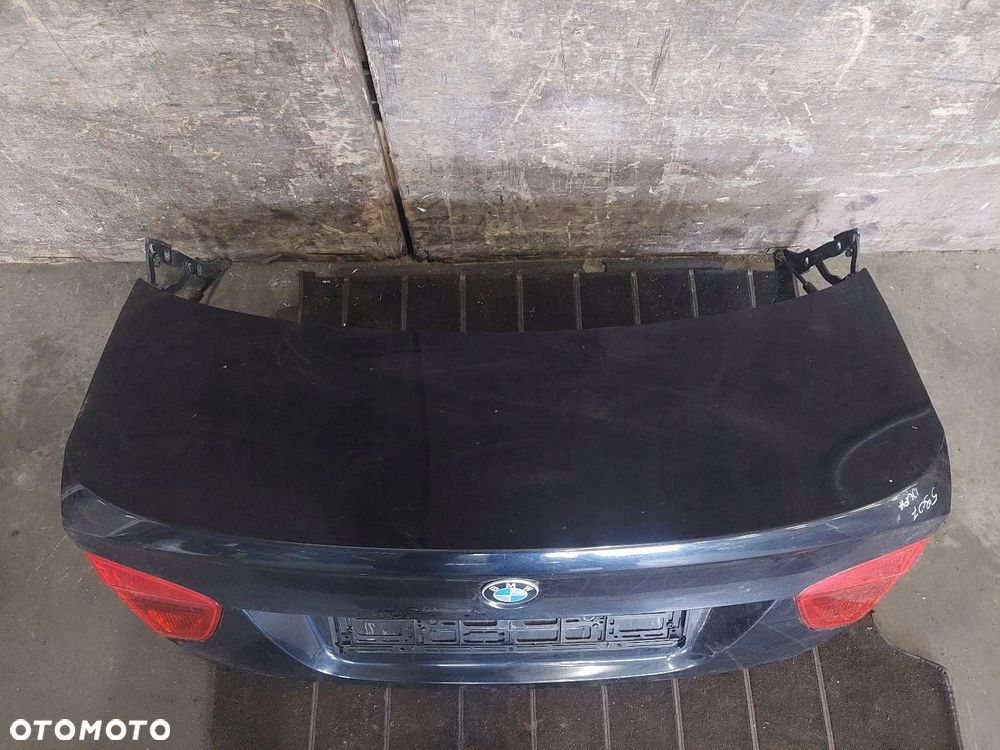 KOMPLETNY TYŁ KLAPA BAGAŻNIKA ZDERZAK TYŁ LAMPY BMW E90 416/9 - 9