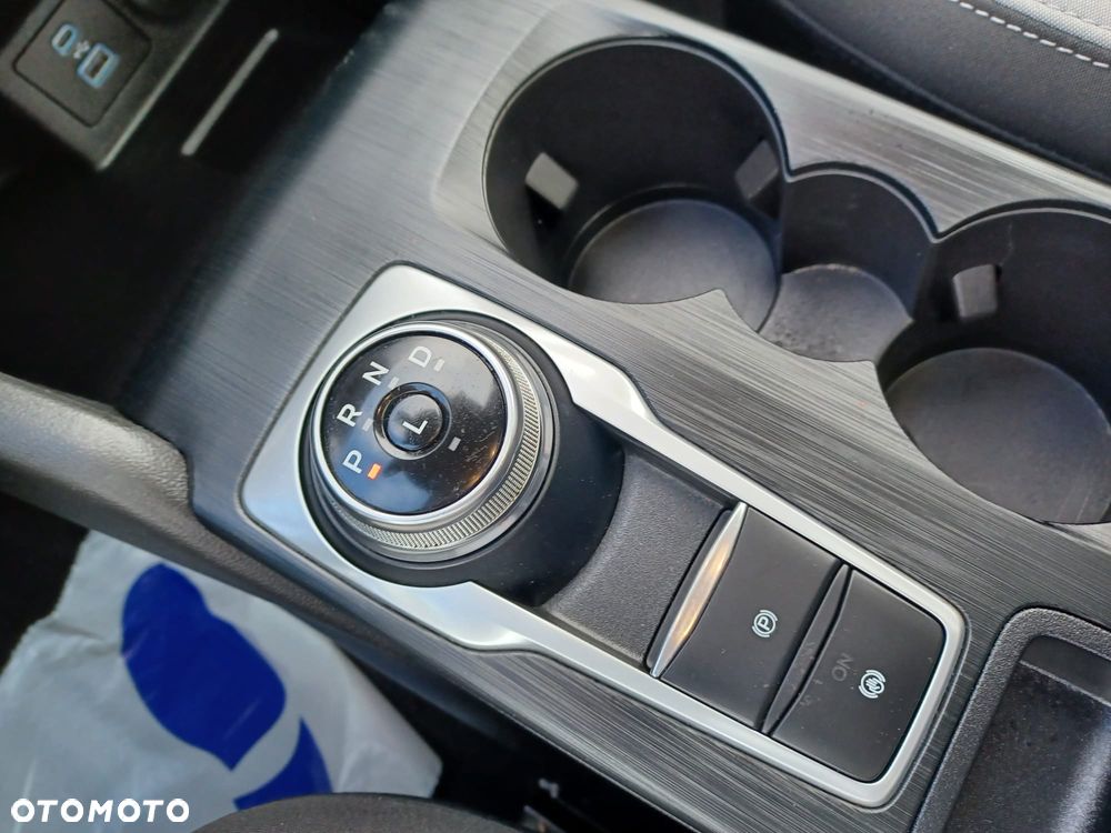 Ford Kuga - 15