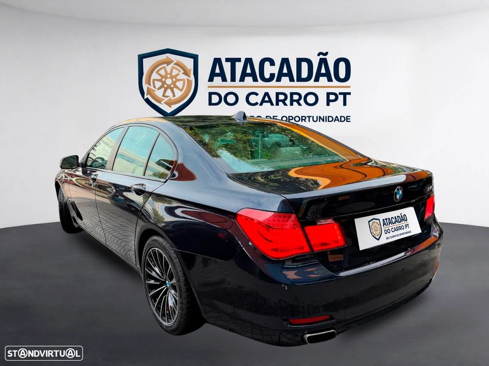 BMW 740 - 40