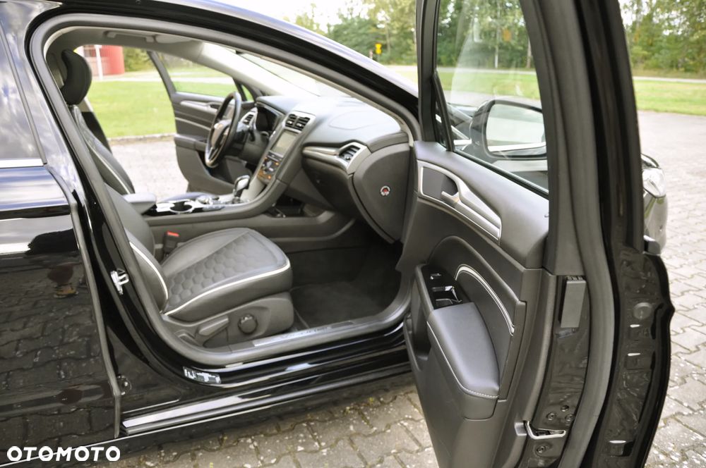 Ford Mondeo Turnier TDCi Bi-Turbo PowerShift-Aut Vignale - 24