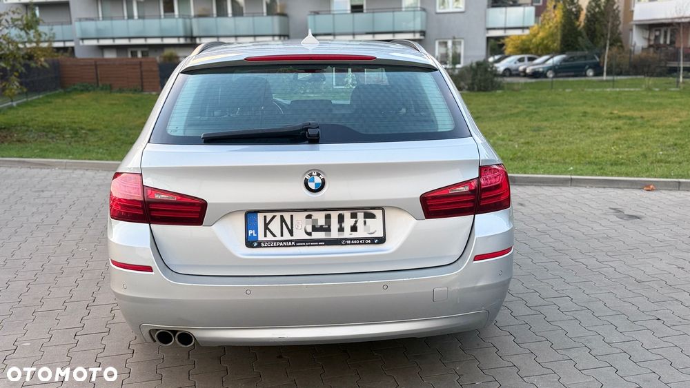 BMW Seria 5 525d Luxury Line - 27