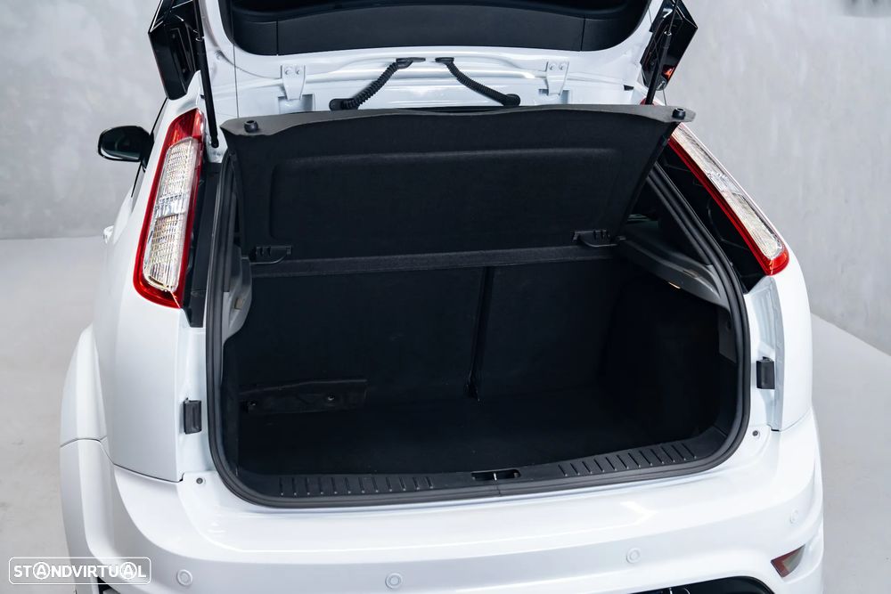 Ford Focus 2.5 RS - 16