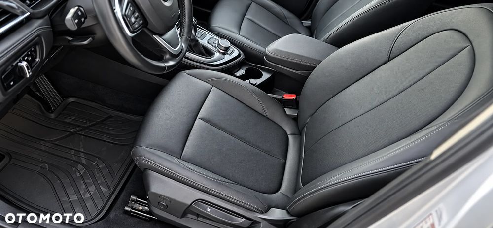 BMW Seria 2 - 11
