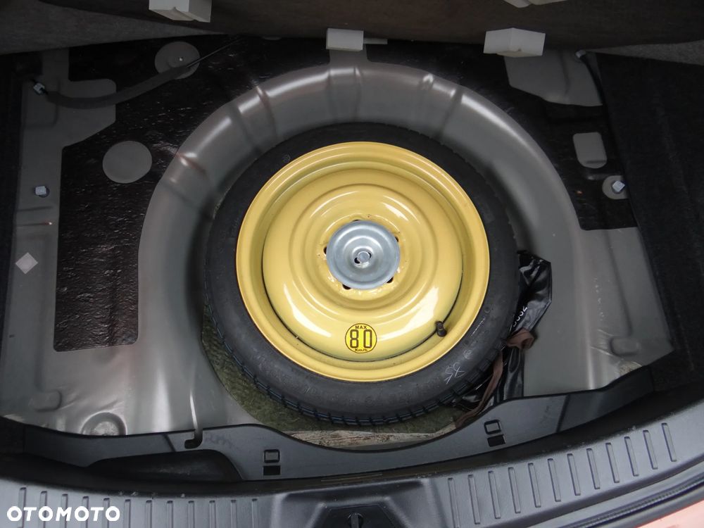 Mazda 3 1.6 Sport Exclusive - 23