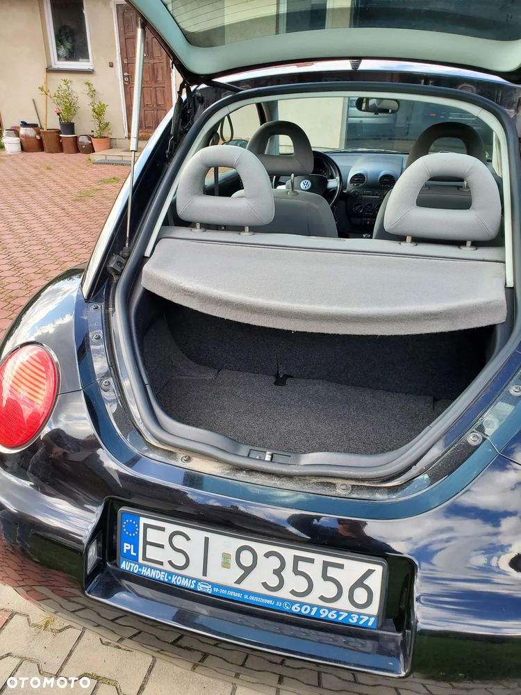 Volkswagen New Beetle 1.6 - 18